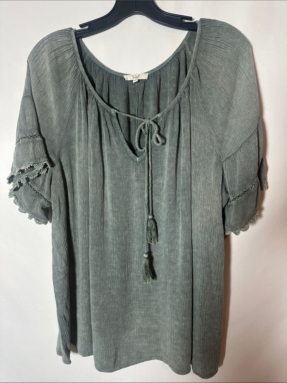 easel Sage Green Tie-Front Peasant Tunic
